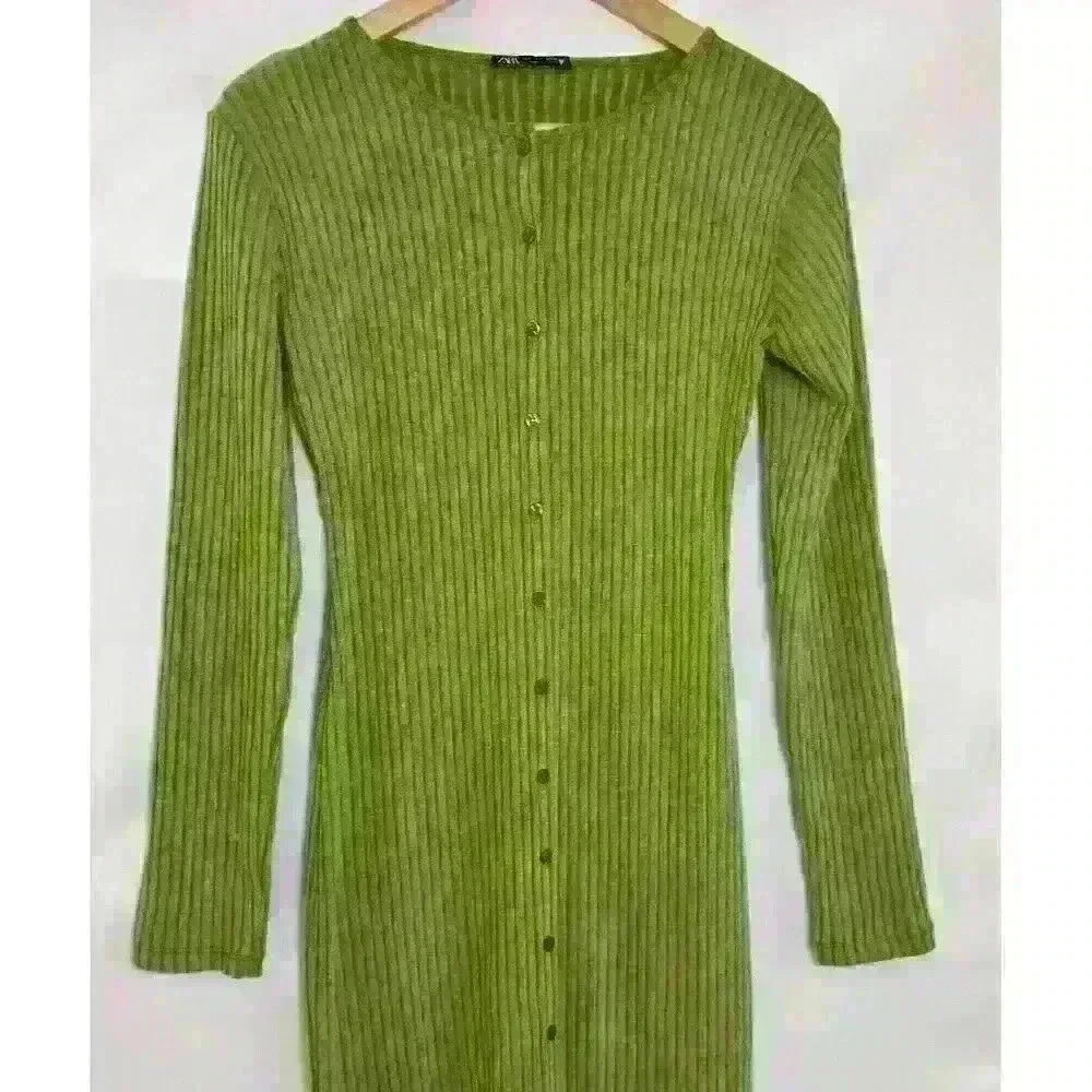 Zara Women’s Olive Green Ribbed Button-Front Midi Dress - Picture 8 of 13